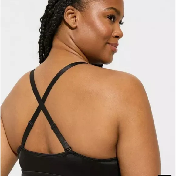 Lightly Lined Shine Bralette - Picture 3 of 8